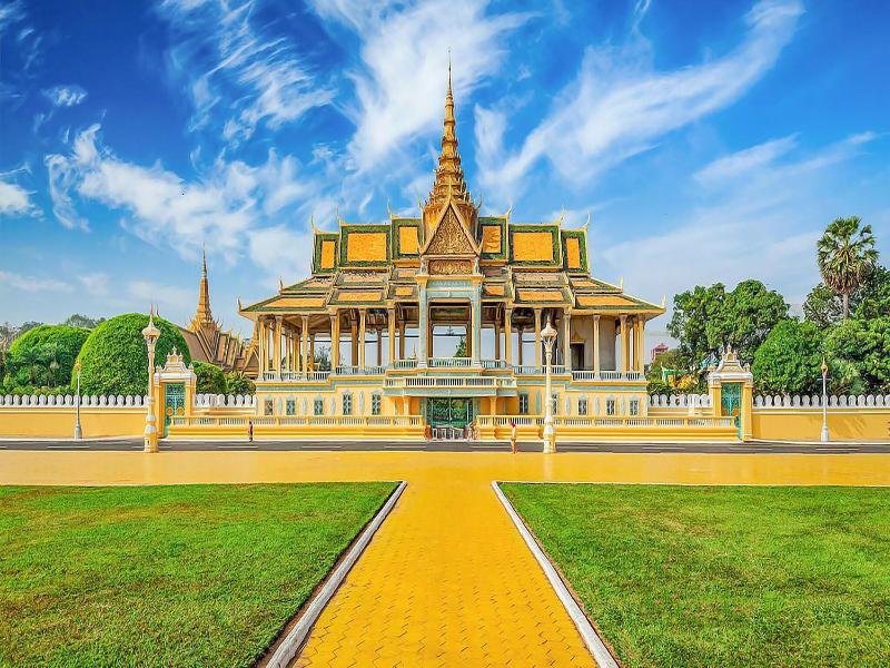 Monivong Clover Hotel image