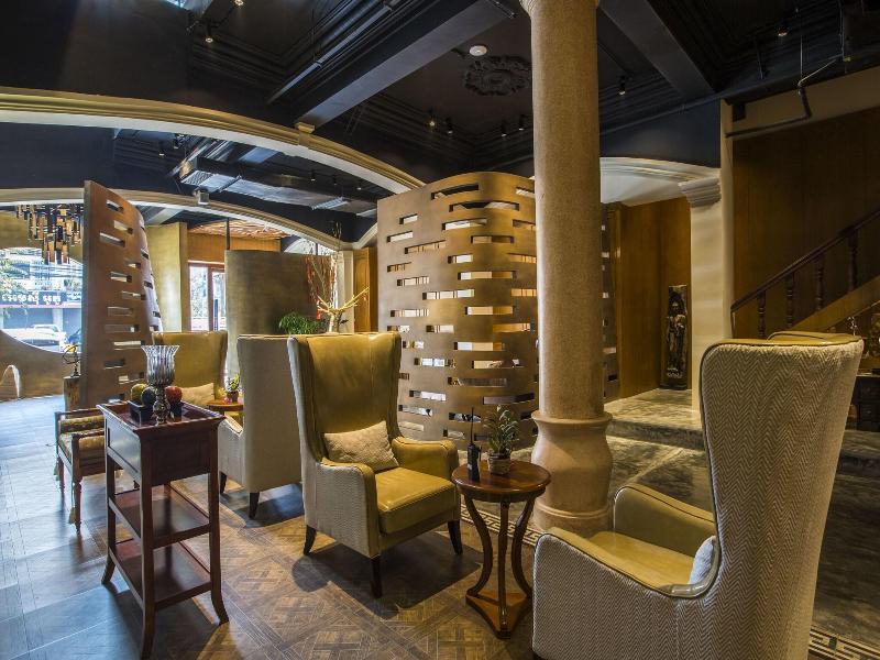 Monivong Clover Hotel image