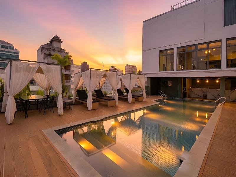 Monivong Clover Hotel image