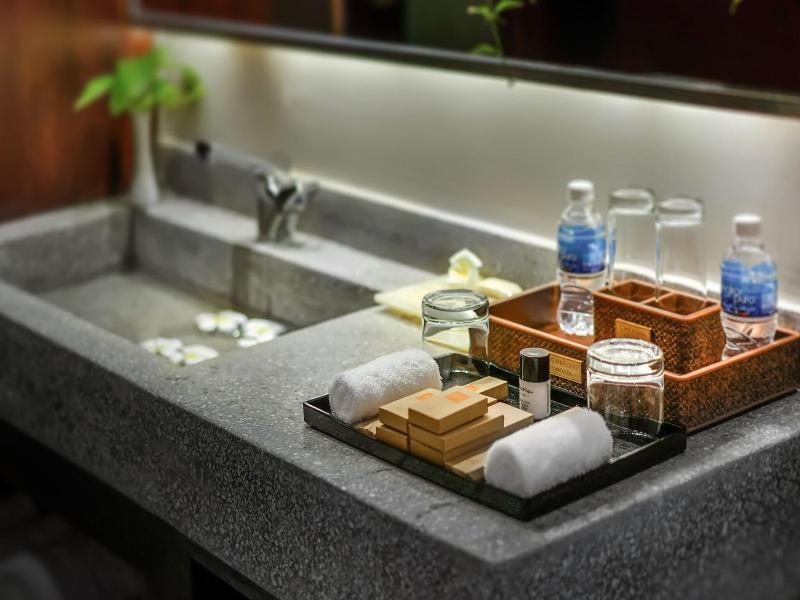Monivong Clover Hotel image
