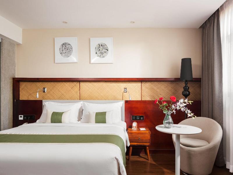 Monivong Clover Hotel image
