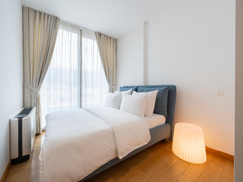 Hotel WOW image