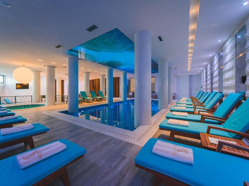 Kalamper Hotel & Spa image