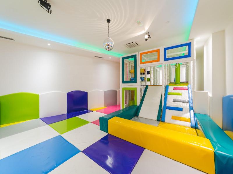 Kalamper Hotel & Spa image