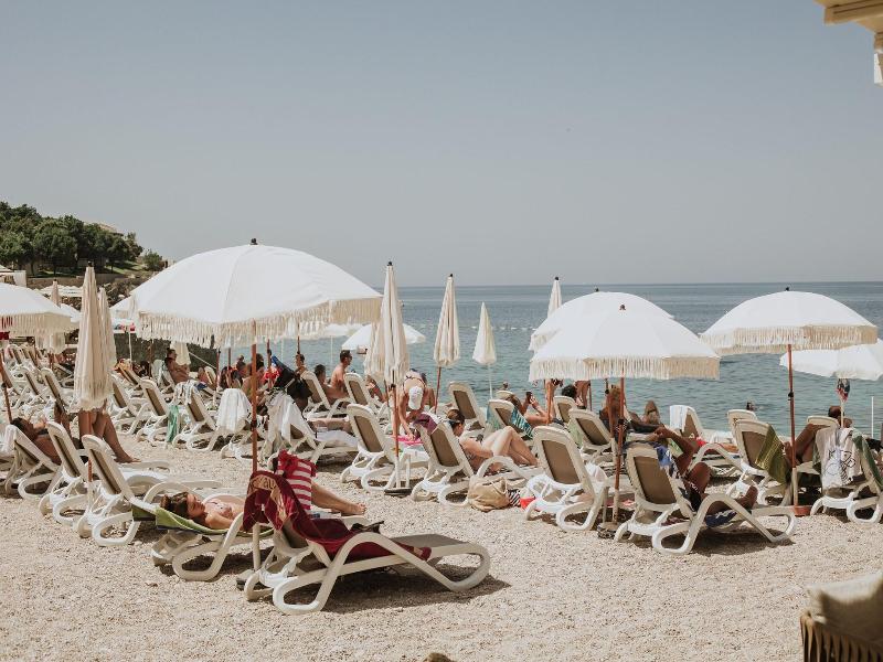 Kalamper Hotel & Spa image