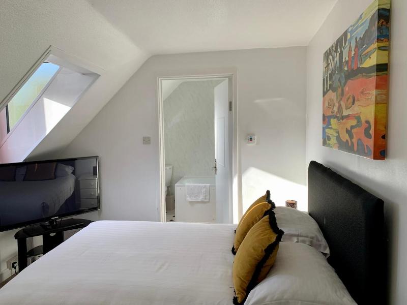 Sarum Apart-Hotel image