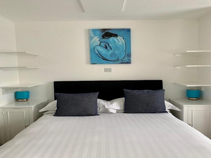 Sarum Apart-Hotel image