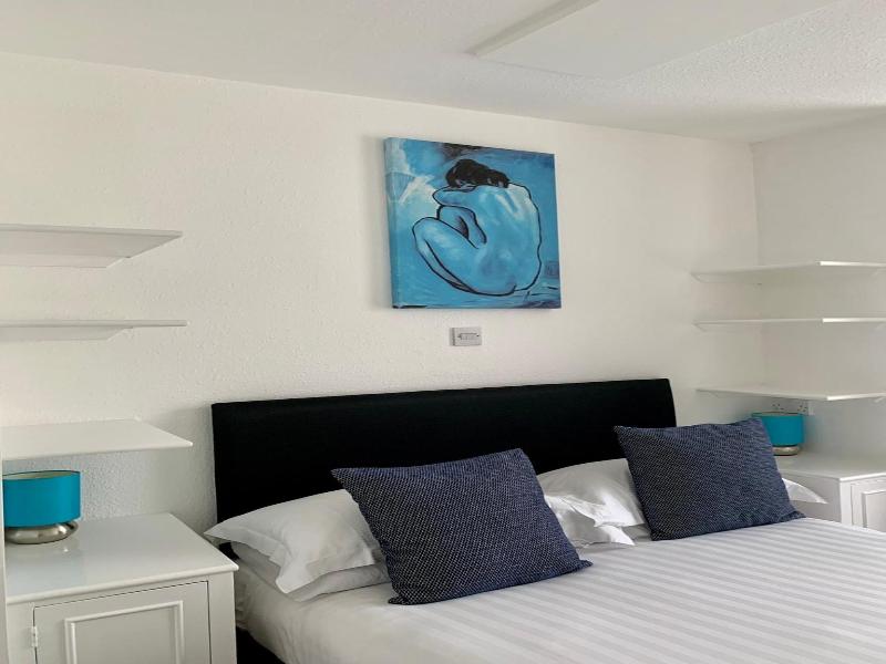 Sarum Apart-Hotel image