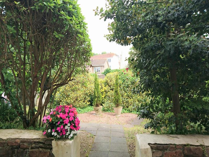 Sarum Apart-Hotel image