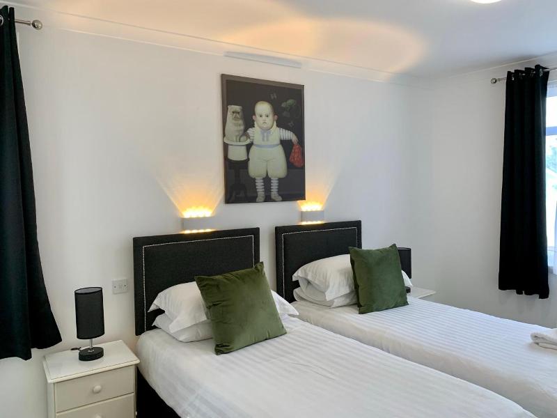 Sarum Apart-Hotel image
