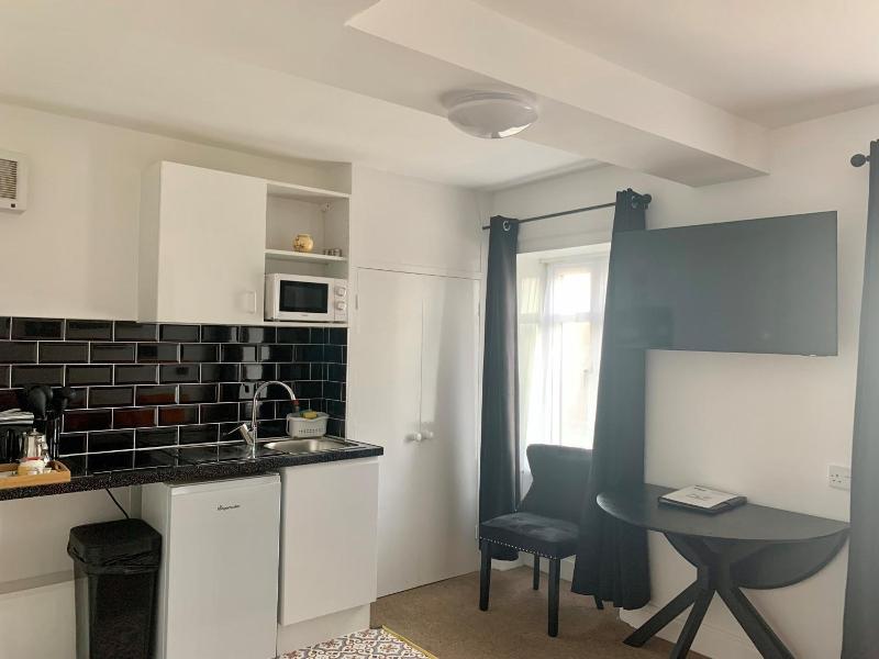 Sarum Apart-Hotel image