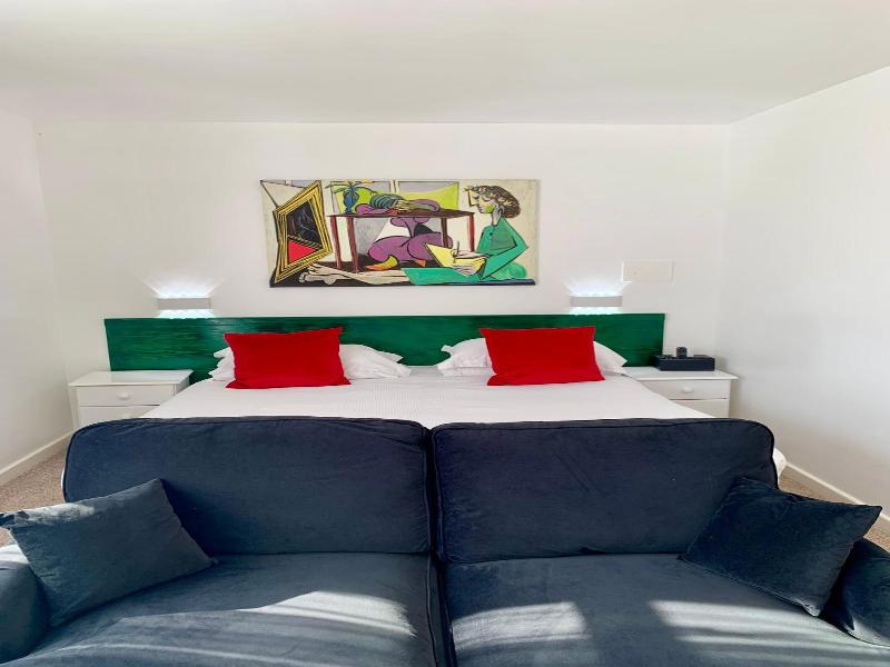Sarum Apart-Hotel image