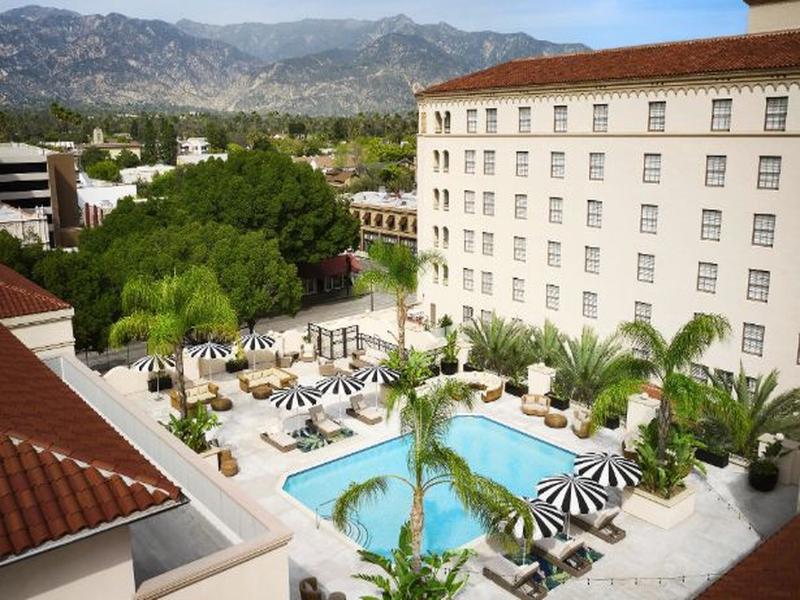 Pasadena Hotel & Pool image