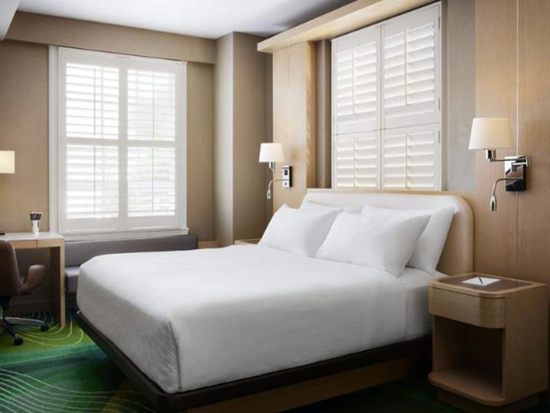 Pasadena Hotel & Pool image