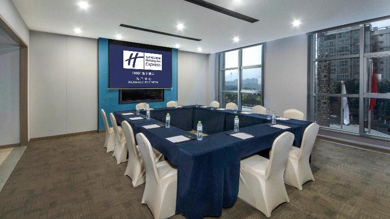 Holiday Inn Express Xichang City Center image
