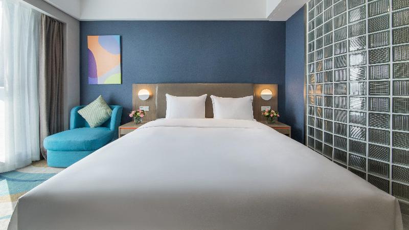 Holiday Inn Express Xichang City Center image