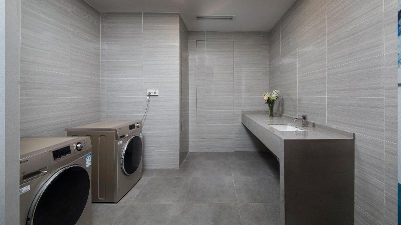 Holiday Inn Express Xichang City Center image