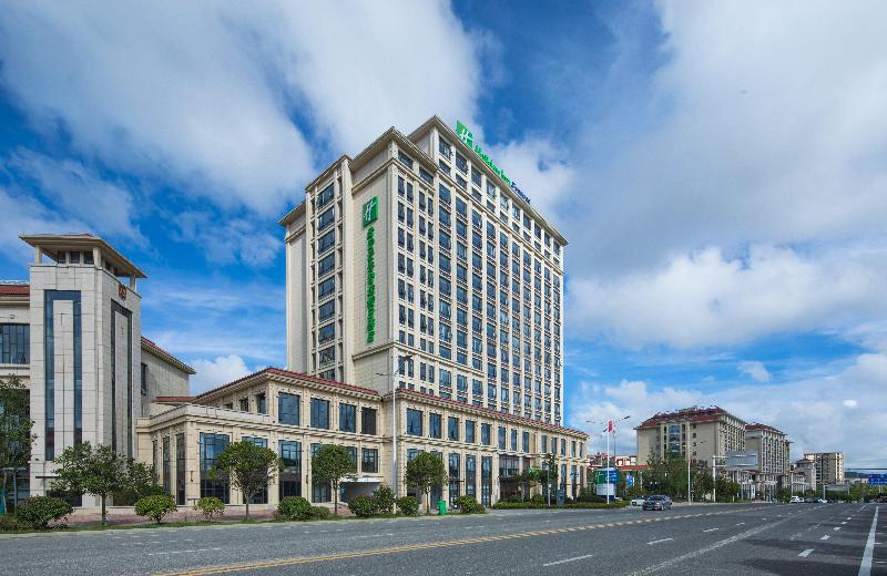 Holiday Inn Express Guian Yungu image