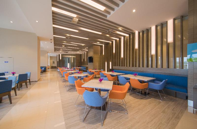 Holiday Inn Express Guian Yungu image 3