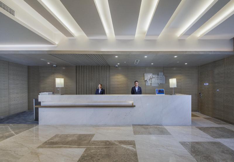 Holiday Inn Express Guian Yungu image