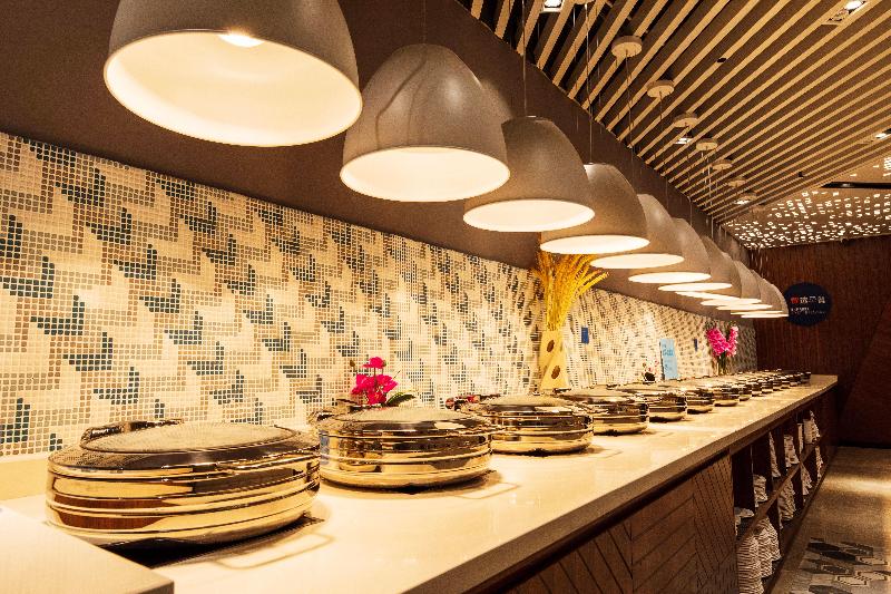 Holiday Inn Express Daocheng Yading image 10