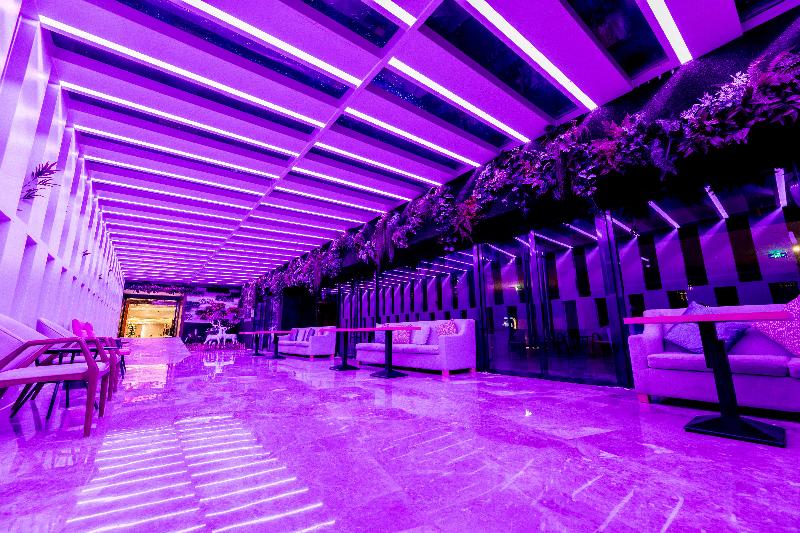 Holiday Inn Express Daocheng Yading image