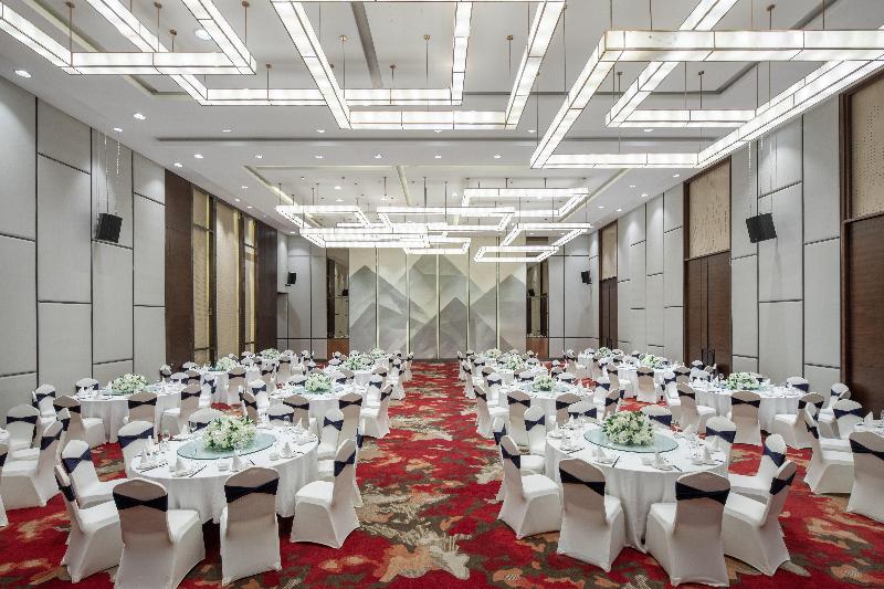 Holiday Inn Baoji Central image