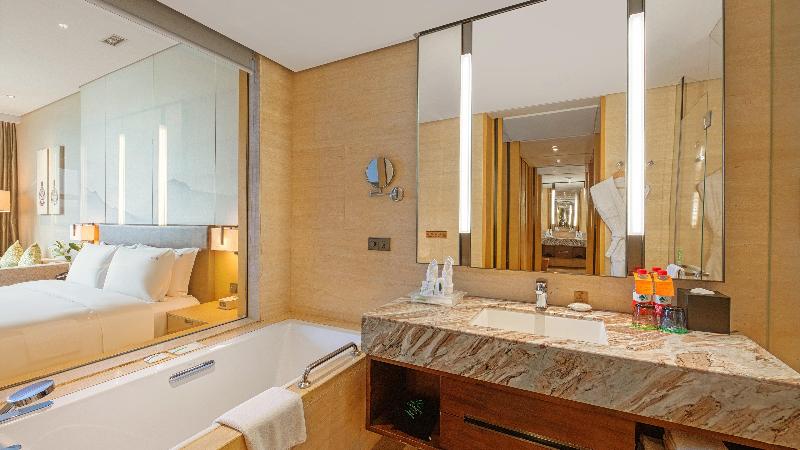Holiday Inn Baoji Central image
