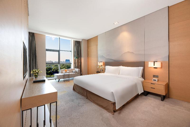 Holiday Inn Baoji Central image