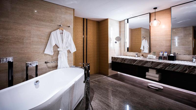 Holiday Inn Baoji Central image