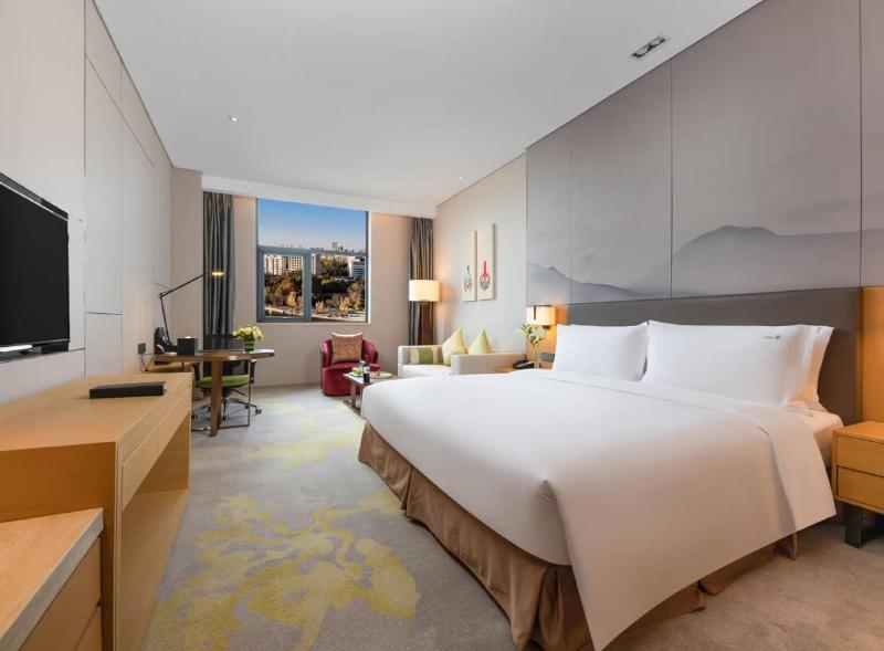 Holiday Inn Baoji Central image