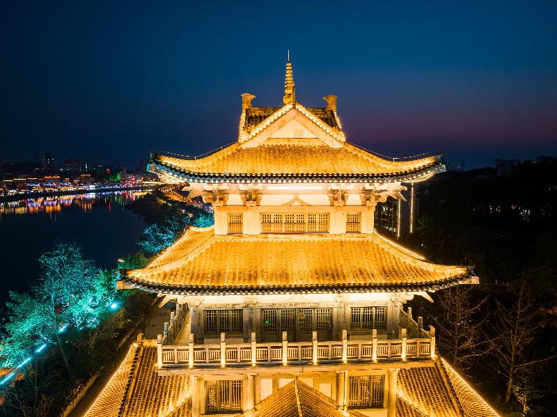 Holiday Inn Neijiang Riverside image