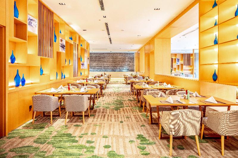 Holiday Inn Neijiang Riverside image