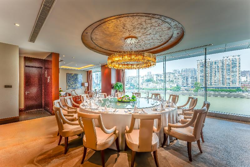 Holiday Inn Neijiang Riverside image