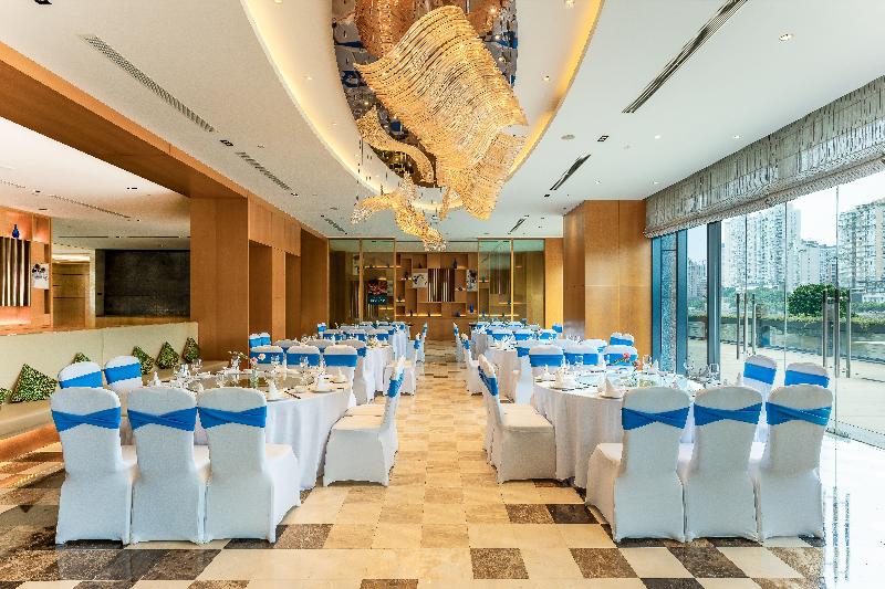 Holiday Inn Neijiang Riverside image