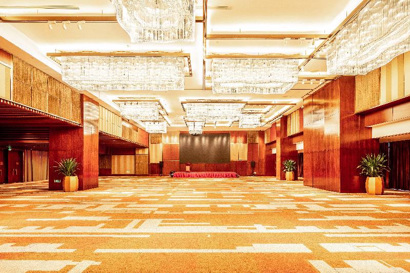 Holiday Inn Neijiang Riverside image