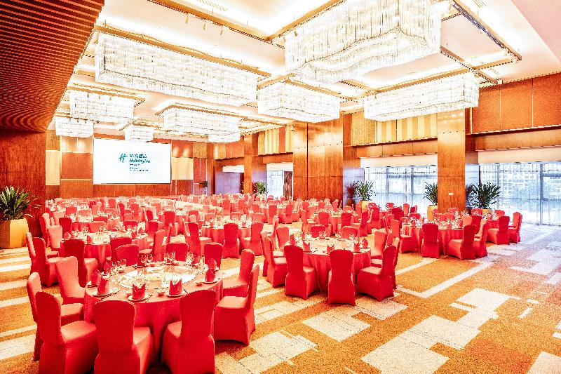 Holiday Inn Neijiang Riverside image