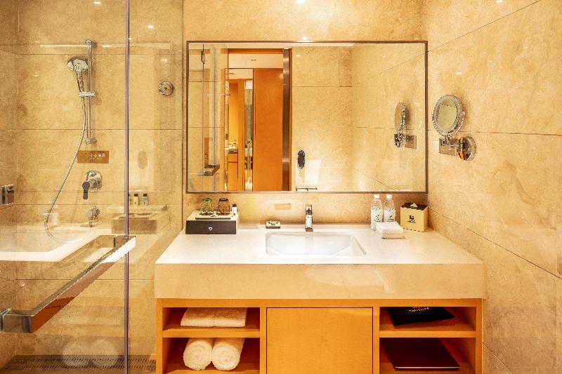 Holiday Inn Neijiang Riverside image