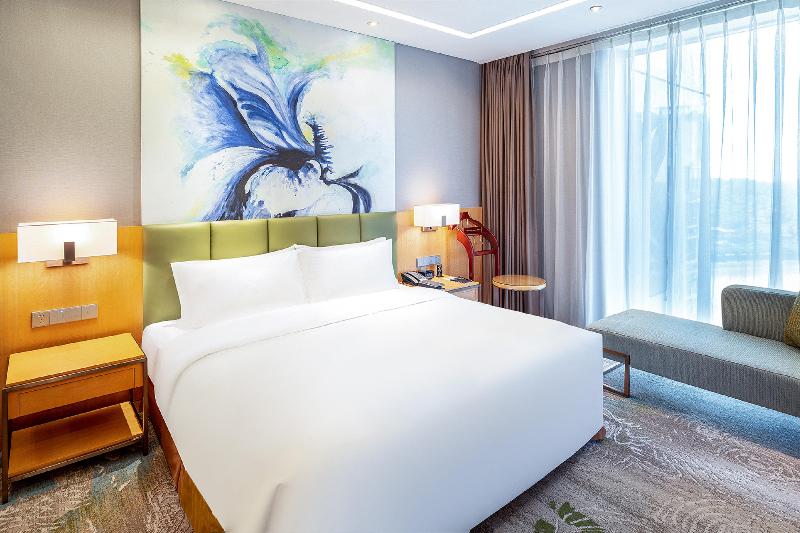 Holiday Inn Neijiang Riverside image