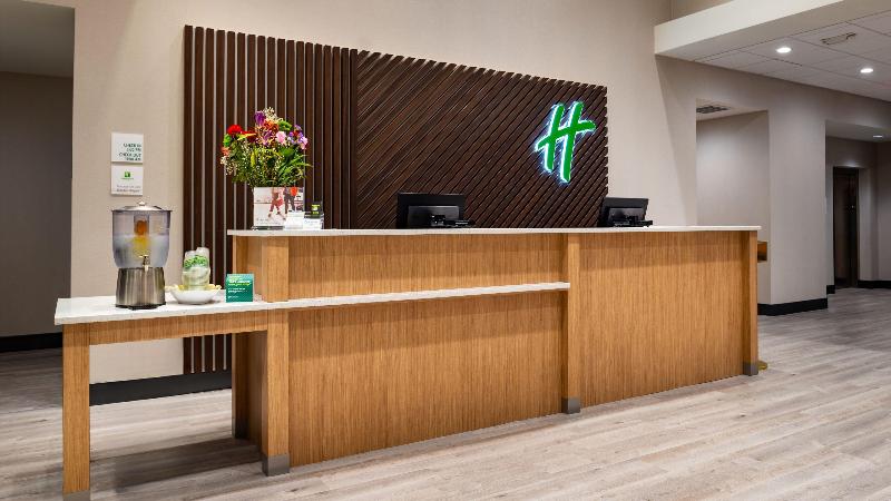 Holiday Inn & Suites Orlando I-Drive Theme Parks image