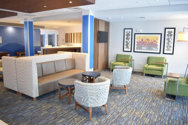 Holiday Inn Express & Suites Boston South-Randolph image