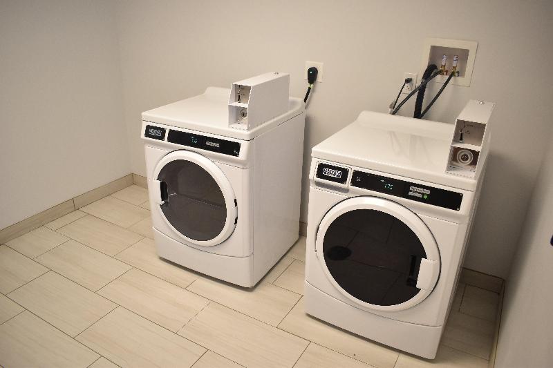 Holiday Inn Express & Suites Boston South-Randolph image