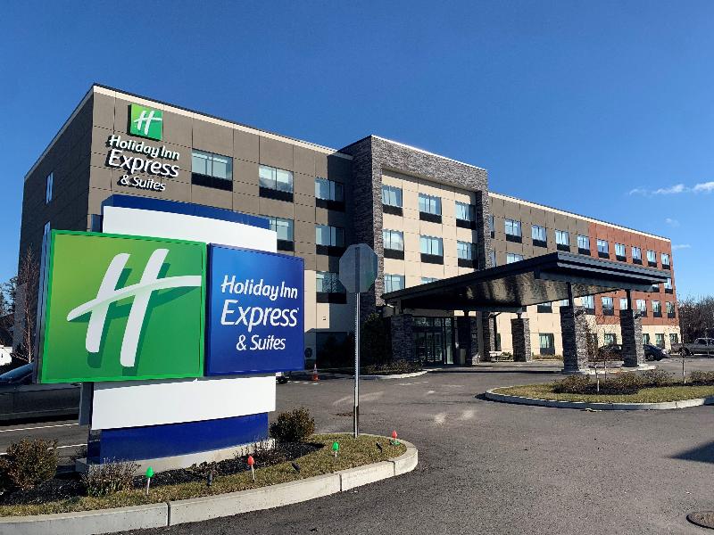 Holiday Inn Express & Suites Boston South-Randolph image