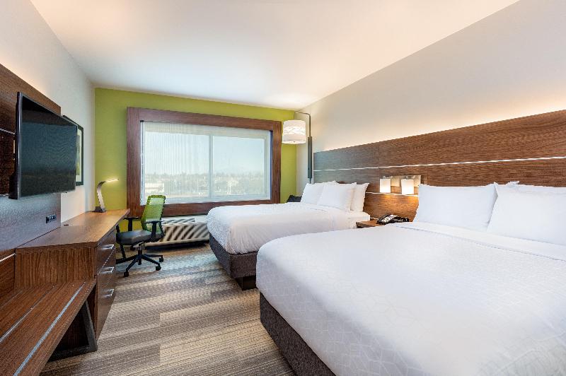 Holiday Inn Express & Suites Moreno Valley-Riversi photo 19