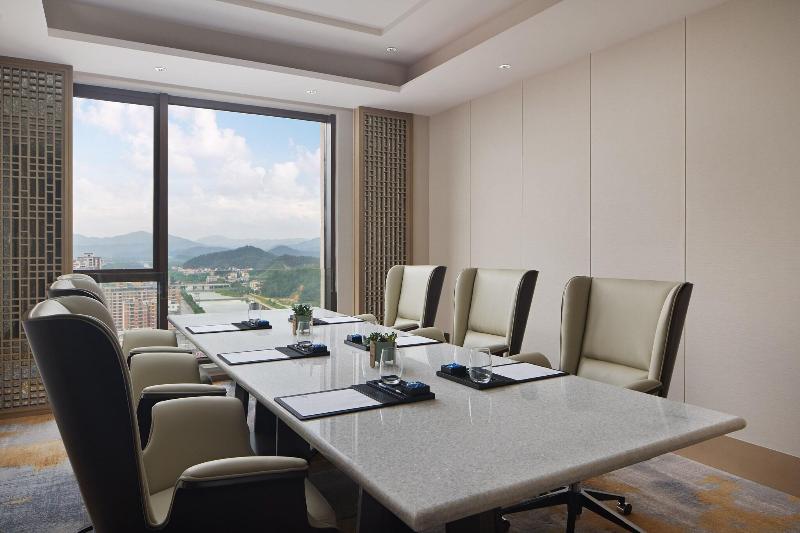 Sheraton Yunfu Xinxing Hotel image