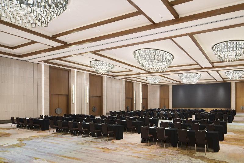 Sheraton Yunfu Xinxing Hotel image