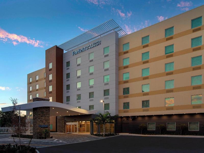 Fairfield Inn & Suites Miami Airport West/Doral image