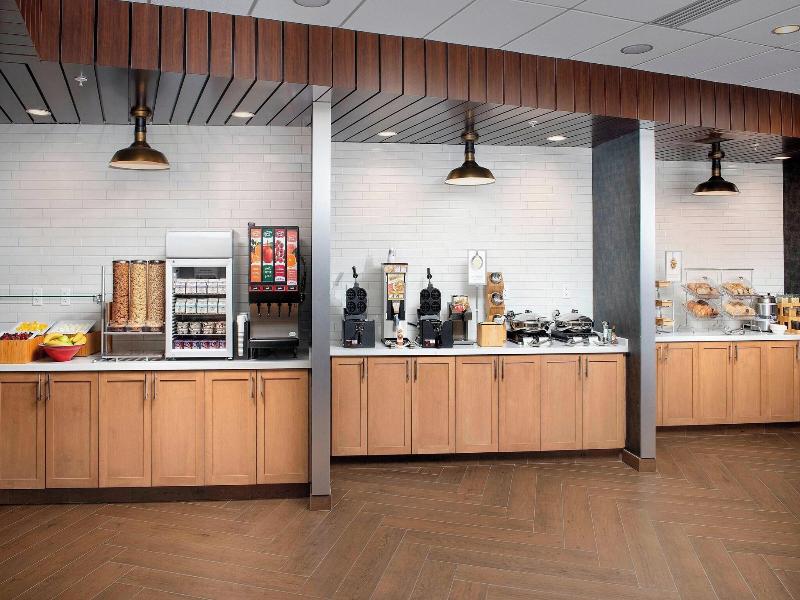 Fairfield Inn & Suites Miami Airport West/Doral image