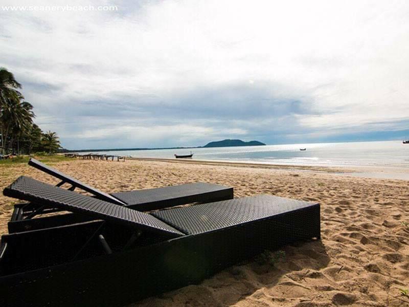 SEAnery Beach Resort