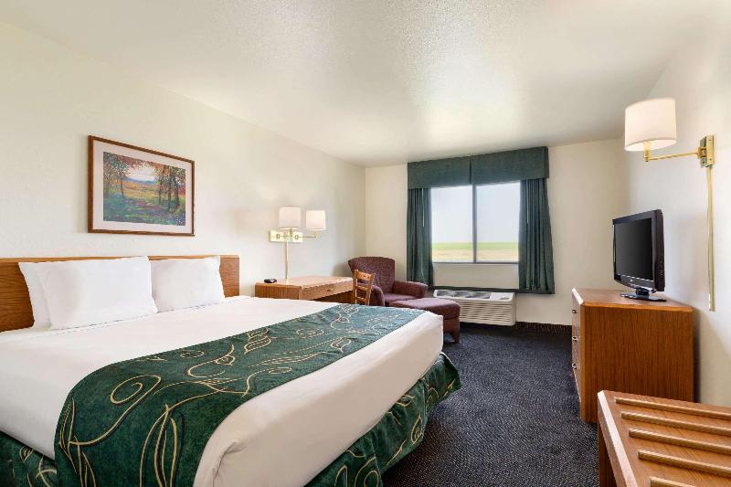 Travelodge by Wyndham Sharon Springs image 9